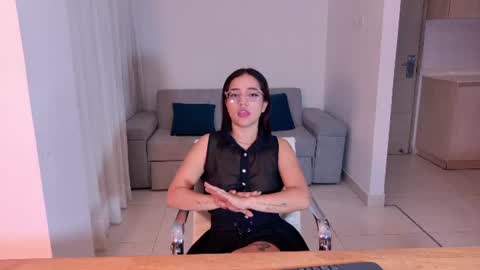 Antonella online show from June 24, 2026, 2:54 am