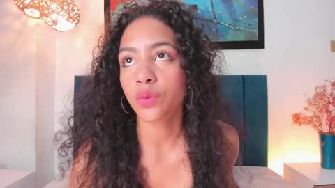 AntonellaHall  online show from September 16, 2025, 12:06 pm