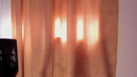 AntonellaHall  online show from April 8, 2026, 6:19 pm