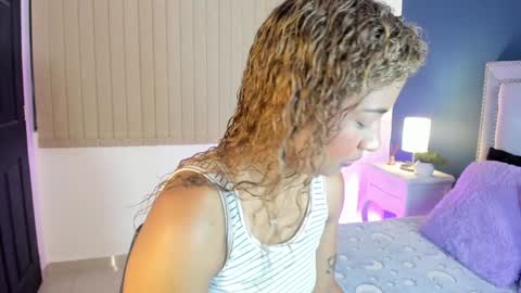 Snapshot of antonellaparker chatting on December 12, 2024, 10:02 am Sarah online show from December 12, 2024, 10:02 am