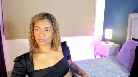 Snapshot of antonellaparker chatting on December 21, 2024, 5:40 pm Sarah online show from December 21, 2024, 5:40 pm