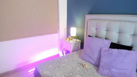 Snapshot of antonellaparker chatting on January 23, 2025, 3:22 pm Sarah online show from January 23, 2025, 3:22 pm