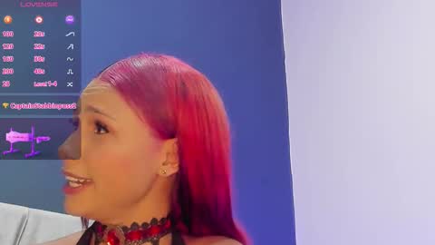 Snapshot of antonellasmith0 chatting on November 18, 2025, 2:21 pm ANTO online show from November 18, 2025, 2:21 pm