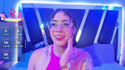 A N T O N E L L E  online show from October 4, 2025, 9:40 am