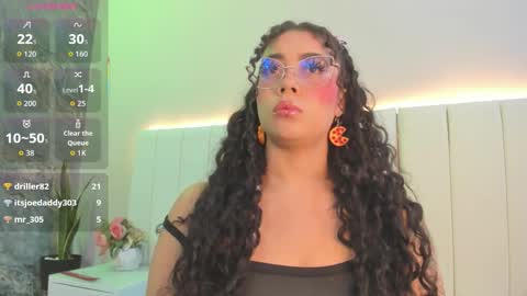 A N T O N E L L E  online show from March 21, 2026, 9:14 am