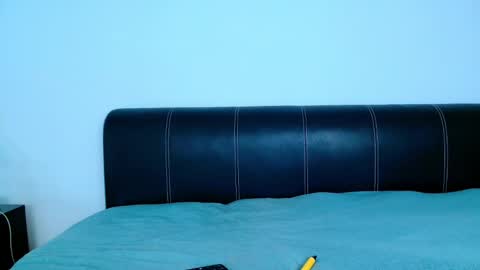 antonia98x online show from February 19, 2025, 10:31 pm