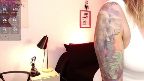 Snapshot of antoniavillamizar chatting on January 18, 2025, 11:11 am Anto online show from January 18, 2025, 11:11 am