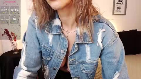 Snapshot of antoniavillamizar chatting on February 21, 2025, 1:22 pm Anto online show from February 21, 2025, 1:22 pm