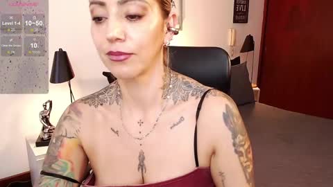 Snapshot of antoniavillamizar chatting on February 25, 2025, 4:21 pm Anto online show from February 25, 2025, 4:21 pm