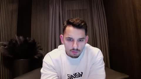 HI My name is Antonio online show from February 6, 2026, 8:01 pm