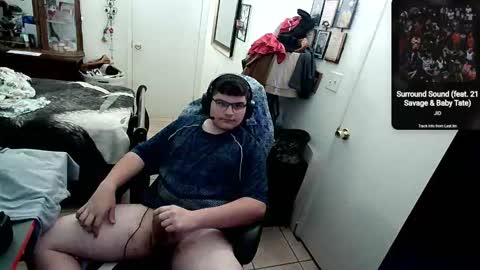 Snapshot of antonnastyfreak chatting on November 3, 2025, 10:32 pm antonnastyfreak online show from November 3, 2025, 10:32 pm