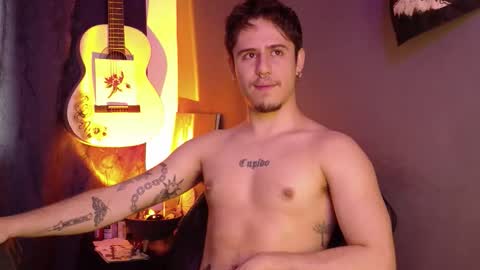 antonnello_ online show from March 12, 2026, 4:24 pm