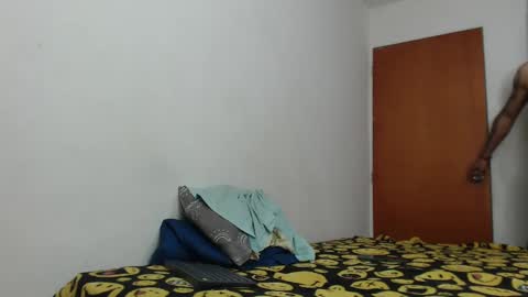 Snapshot of antony_smithh chatting on February 13, 2025, 8:59 am antony_smithh online show from February 13, 2025, 8:59 am