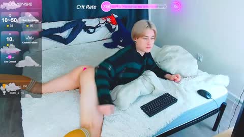 Snapshot of antonylewis chatting on December 5, 2024, 6:33 pm YummyTony online show from December 5, 2024, 6:33 pm