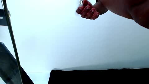 Instagram miguelangel1802  online show from February 20, 2026, 6:41 pm