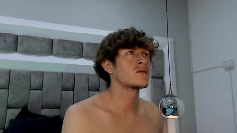 Snapshot of antthony_kings chatting on October 16, 2025, 7:59 pm Anthony King online show from October 16, 2025, 7:59 pm