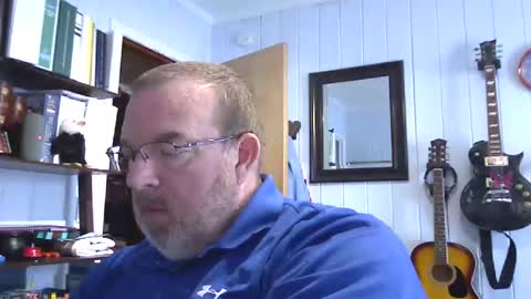 Snapshot of anvil1972 chatting on November 13, 2025, 3:11 pm anvil1972 online show from November 13, 2025, 3:11 pm