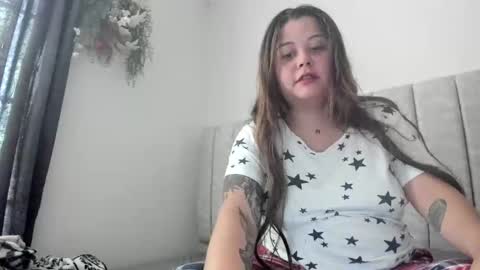 Snapshot of any_lol7 chatting on February 19, 2025, 8:52 pm Independent model online show from February 19, 2025, 8:52 pm