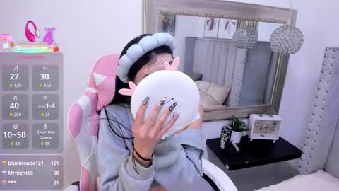 anya_belth online show from October 12, 2025, 2:10 am