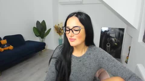 Anya online show from February 7, 2026, 5:33 am