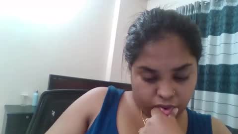 anydanyg online show from October 1, 2025, 5:52 pm