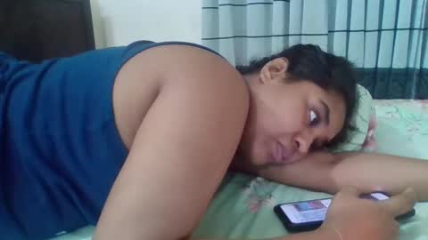 anydanyg online show from October 7, 2025, 8:50 pm