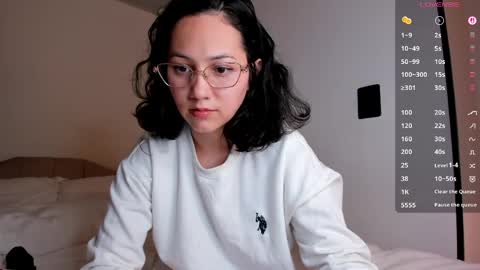 Anyi  Orion and Pyxis online show from April 13, 2026, 3:01 am