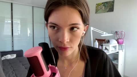 anytka12 online show from February 2, 2026, 10:03 am