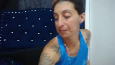 Snapshot of anyu_1306 chatting on December 30, 2024, 3:25 am anyu online show from December 30, 2024, 3:25 am