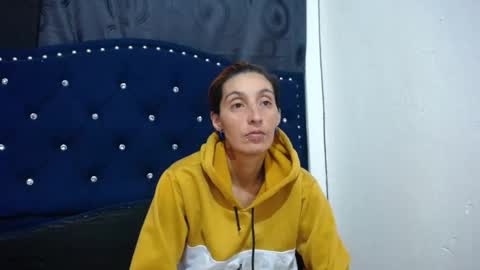 Snapshot of anyu_1306 chatting on January 10, 2025, 9:02 am anyu online show from January 10, 2025, 9:02 am