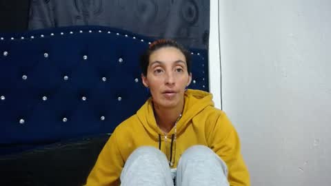 Snapshot of anyu_1306 chatting on January 11, 2025, 2:52 am anyu online show from January 11, 2025, 2:52 am