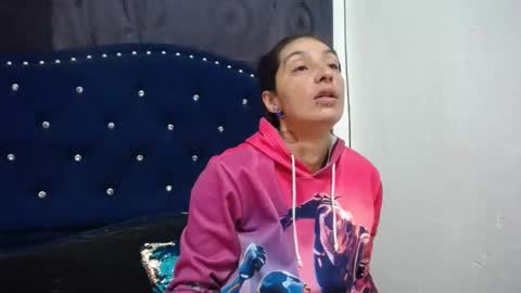 Snapshot of anyu_1306 chatting on January 23, 2025, 12:19 pm anyu online show from January 23, 2025, 12:19 pm