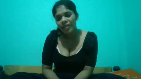 Aparalux online show from May 10, 2026, 4:01 pm