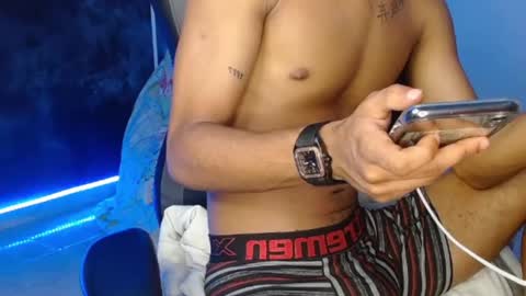 aphal_hot23 online show from September 22, 2025, 6:43 pm