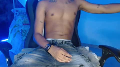 aphal_hot23 online show from October 2, 2025, 11:28 am