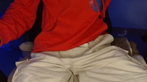 aphal_hot23 online show from October 17, 2025, 11:57 am