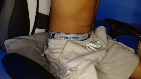 aphal_hot23 online show from October 23, 2025, 11:31 am