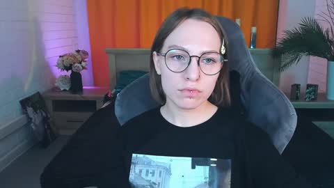 APHEX QUEEN online show from January 14, 2025, 12:24 pm