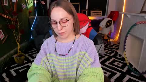 APHEX QUEEN online show from February 19, 2025, 4:11 pm