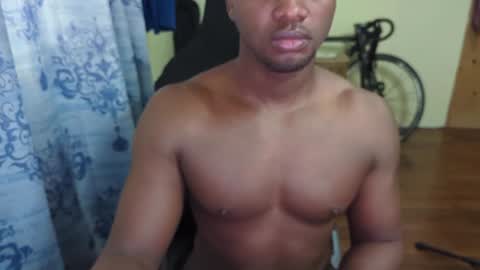 apollodarkmn online show from December 9, 2024, 12:51 pm