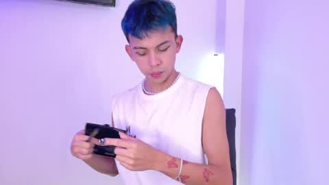 Snapshot of apolo_prince1 chatting on June 2, 2026, 7:49 pm Apolo online show from June 2, 2026, 7:49 pm