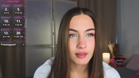 Vicki online show from October 19, 2025, 9:10 am