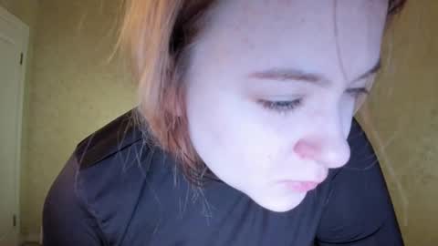 appleyummybuns online show from March 2, 2026, 4:25 am