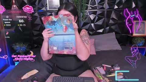 apprilfoxx online show from January 14, 2026, 3:39 pm