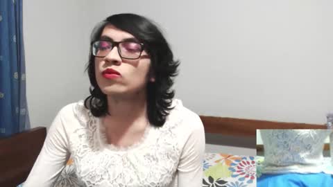 Snapshot of april1999350209 chatting on October 13, 2025, 5:51 am april1999350209 online show from October 13, 2025, 5:51 am