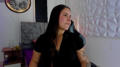 April SC online show from October 9, 2025, 1:31 pm