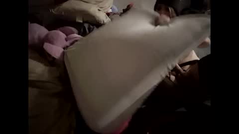 april_ironlung online show from February 12, 2026, 1:33 am