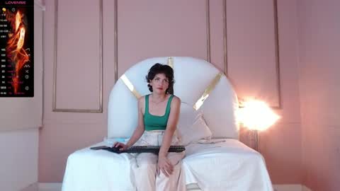              3pm to 930 pm colombia online show from March 9, 2025, 2:29 am