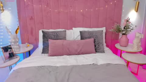 April online show from January 26, 2025, 6:07 am