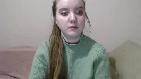 Josefin online show from December 15, 2024, 2:59 pm